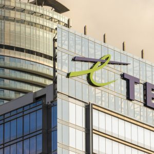 TELUS Graduate Engineering Leadership Program dials in on recent grads’ career needs
